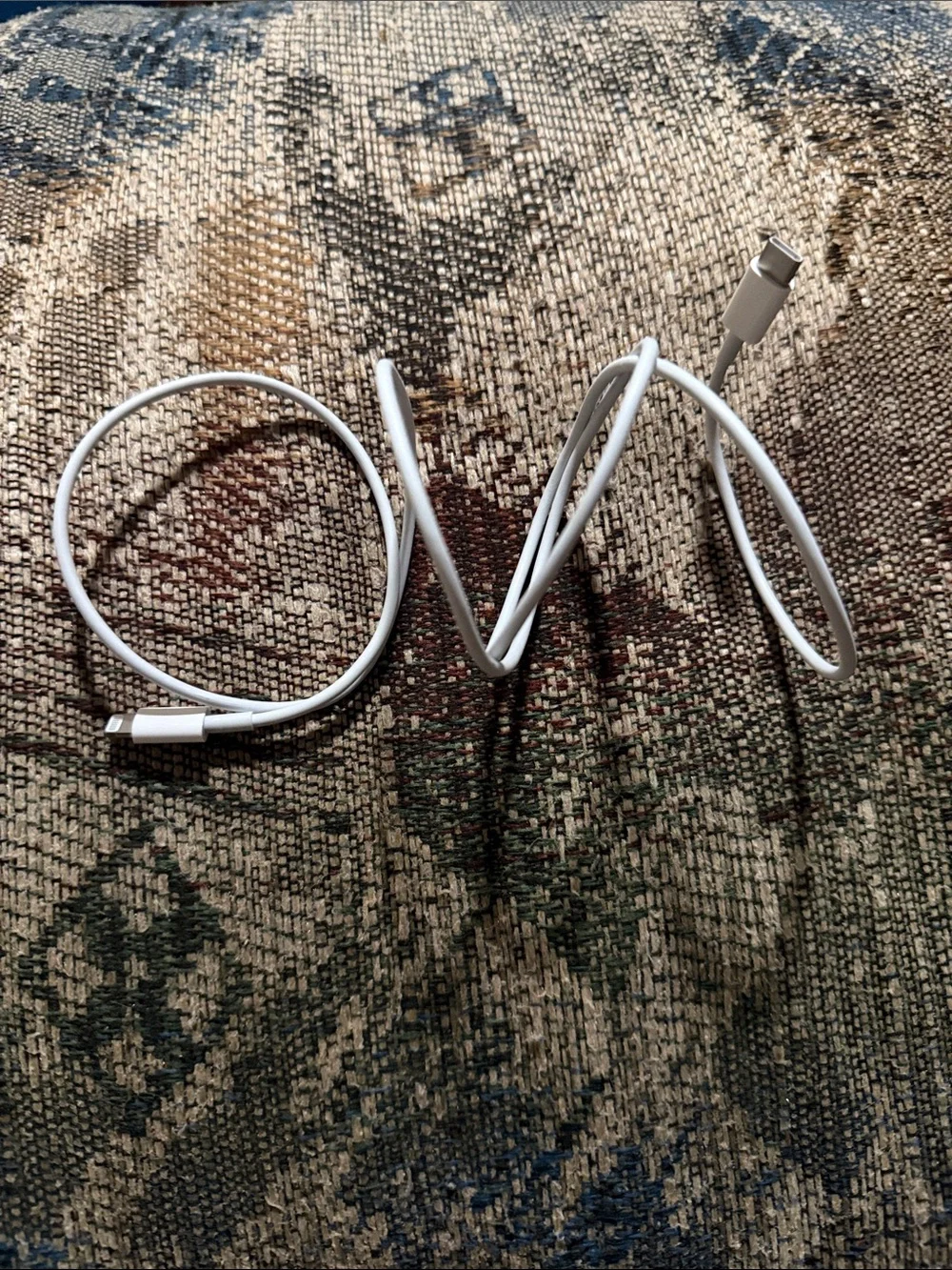 NWOT Apple USB‑C to Lightning Cable